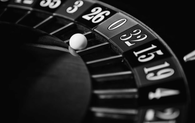 Live dealer broadcasting a roulette spin on the mas4d slot mobile app